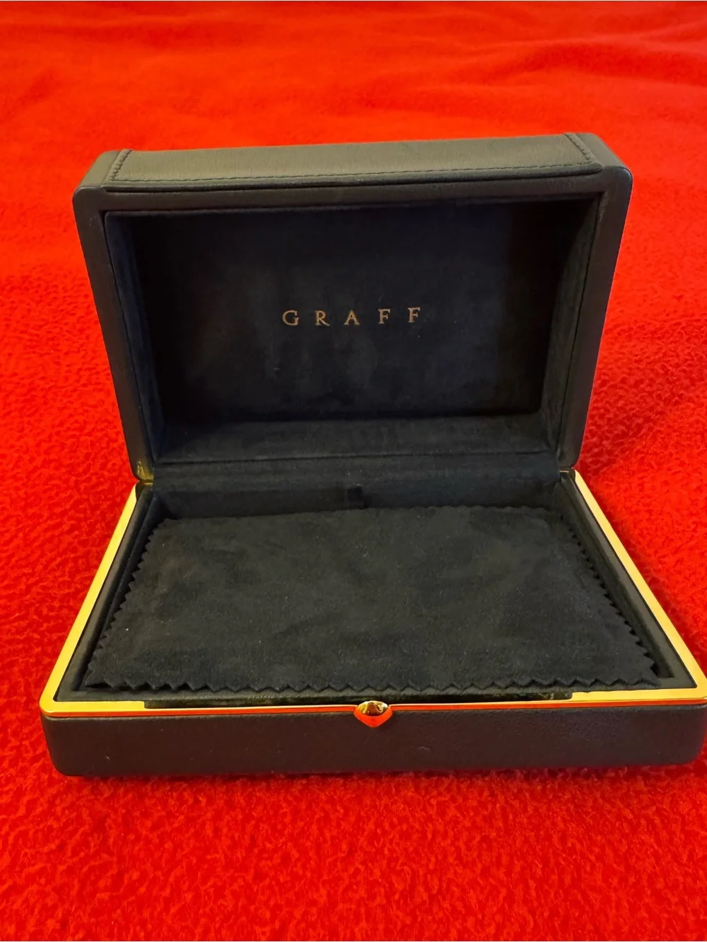 Case Only GRAFF Necklace Horizontal Black Leather Jewelry Empty Case